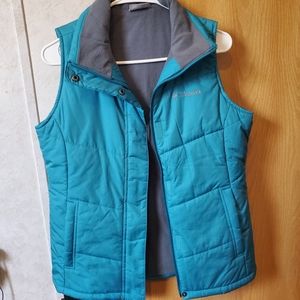 Columbia vest